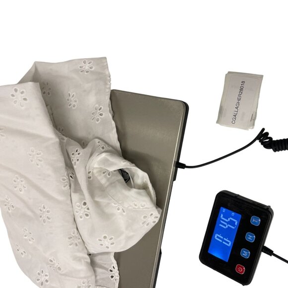 Zara Womens Blouse L Large White Embroidered Eyelet Long Sleeve 8154/303 NWT - Picture 11 of 11